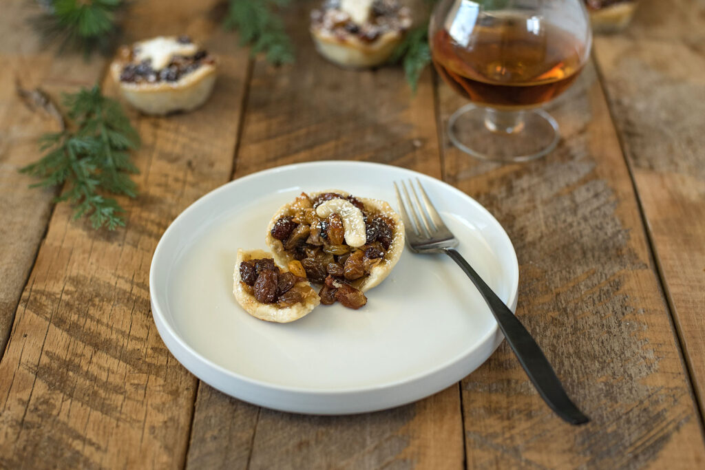 File 2 Mince Pies