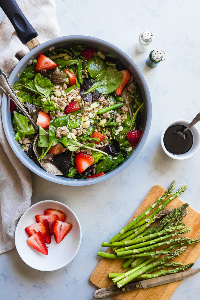 File 1 Strawberry Balsamic Paleo Cauliflower Rice Ground Turkey Skillet