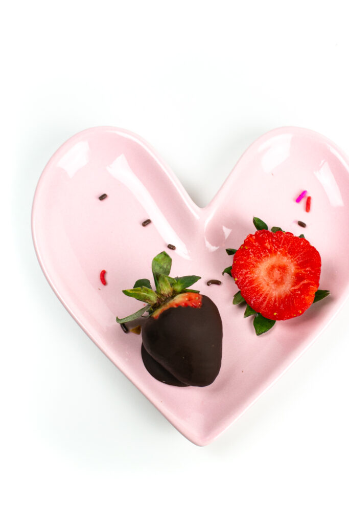 File 3 - Chocolate Covered Strawberries
