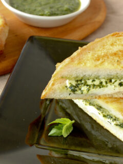 Mozzarella in Carrozza Sandwich
