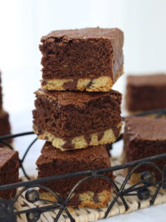 Chocolate Chip Shortbread Brownies Picture