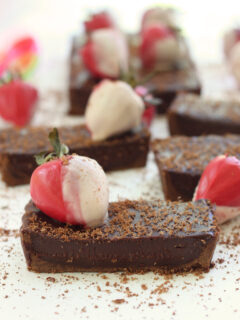 Chocolate Strawberry Tart Picture