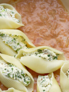 Sausage and Spinach Stuffed Shells Picture