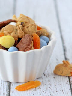 Easter Trail Mix Picture
