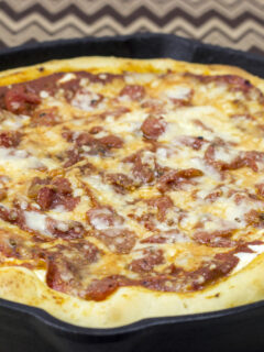 Cast Iron Deep Dish Pizza Image