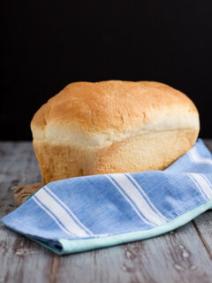 Simple White Bread Image