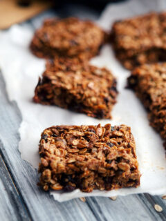 Healthy Homemade Granola Bars Picture