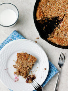 Blueberry Chocolate Chip Skillet Cookie Pic