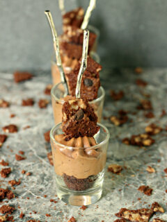 Brownie Brittle No Bake Mini Cheesecakes Picture