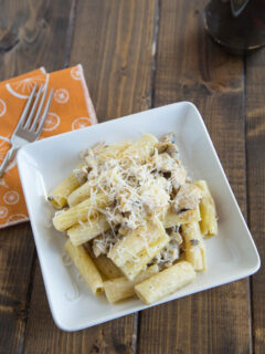 Creamy Sausage & Artichoke Pasta Picture