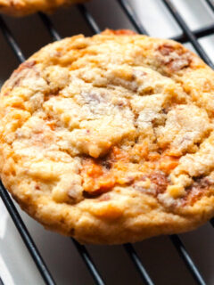 Butterfinger Cookie Sandwiches Image