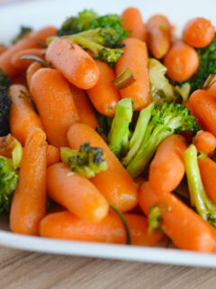 Garlic Butter Broccoli and Carrots Picture