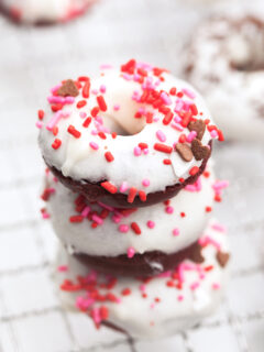 Mini Red Velvet Donuts Image