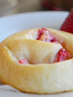 Strawberry Cheese Danish Image