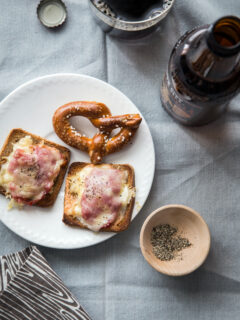 Mini Reuben Toasts Picture