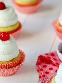 Pistachio Cupcakes Photo