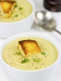 Roasted Cauliflower Soup Pic