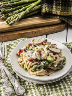 Creamy Asparagus Pasta Picture