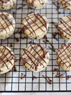 Mini Peanut Butter Oreo Cheesecakes Photo