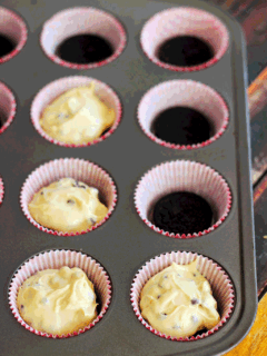 Mini Peanut Butter Oreo Cheesecakes Pic
