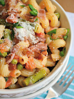 Asparagus Prosciutto Pasta Image