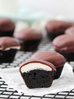 Peppermint Patty Brownie Bites Picture