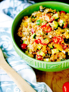 Easy Greek Quinoa Salad Image