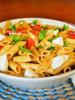 One Pot Caprese Pasta Photo