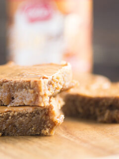 Biscoff Blondies Pic