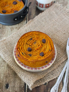 Mini Pumpkin & Chocolate Chip Cakes Picture