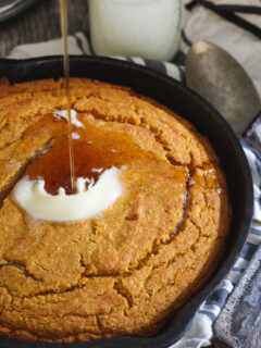 Vanilla Pumpkin Skillet Cornbread Pic
