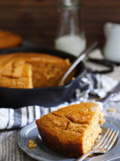 Vanilla Pumpkin Skillet Cornbread Picture