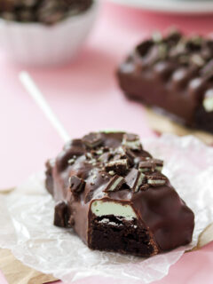 Mint Fudge Brownie Pops Picture