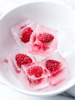 Raspberry Russian Holiday Cocktail Image