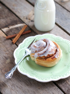 Chai Spice Cinnamon Rolls Picture