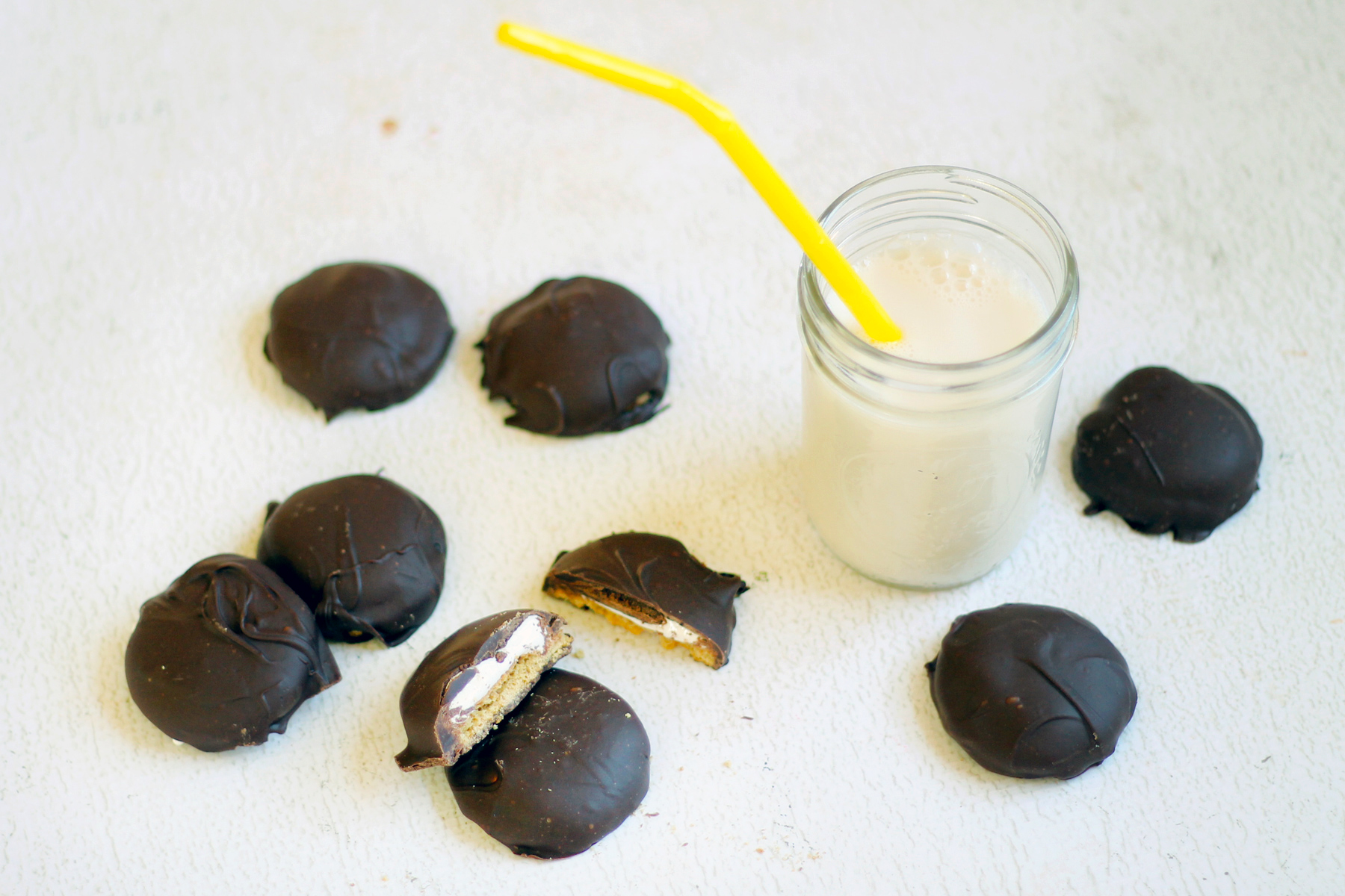 Mallumar Candy Homemade Mallomars Recipe - Food Fanatic