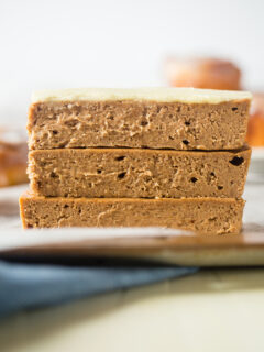 Cinnamon Roll Protein Bars Image