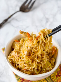 Chow Mein Noodles with Chicken Image