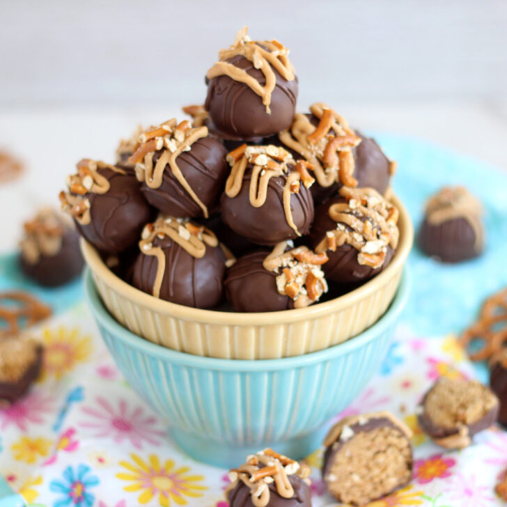 Peanut Butter Pretzel Truffles Photo