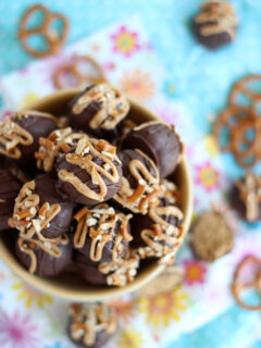 Peanut Butter Pretzel Truffles Picture