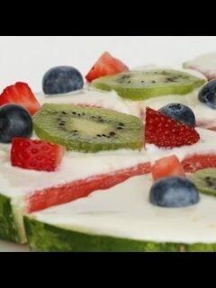 How to Make Watermelon Fruit Pizza