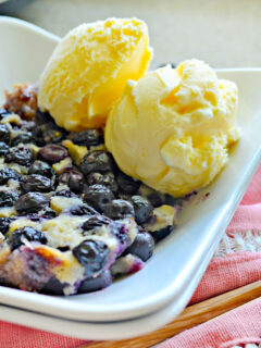 Slow Cooker Blueberry Cobbler Pic