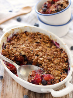 Blueberry Mango Crisp Picture