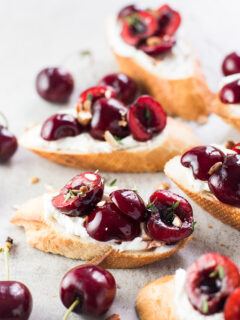 Cherry Goat Cheese Crostini with Thyme and Almonds Pic