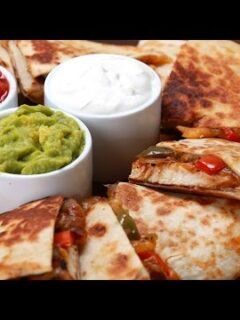 How to Make Chicken Fajita Quesadillas 