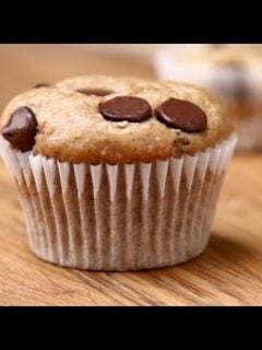 How to Make Easy Banana Chocolate Chip Muffins
