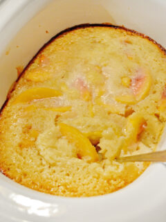 Slow Cooker Peach Cobbler Pic