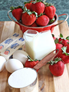 Strawberry Rum Pound Cake Picture