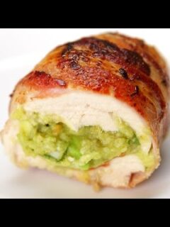 How to Make Bacon Guacamole Chicken Bombs 