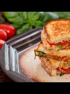 How to Make the Most Amazing Roasted Tomato Grilled Cheese Sandwiches